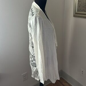 Neiman Marcus white 100% cotton crochet lace back cascade front cover top Sz L